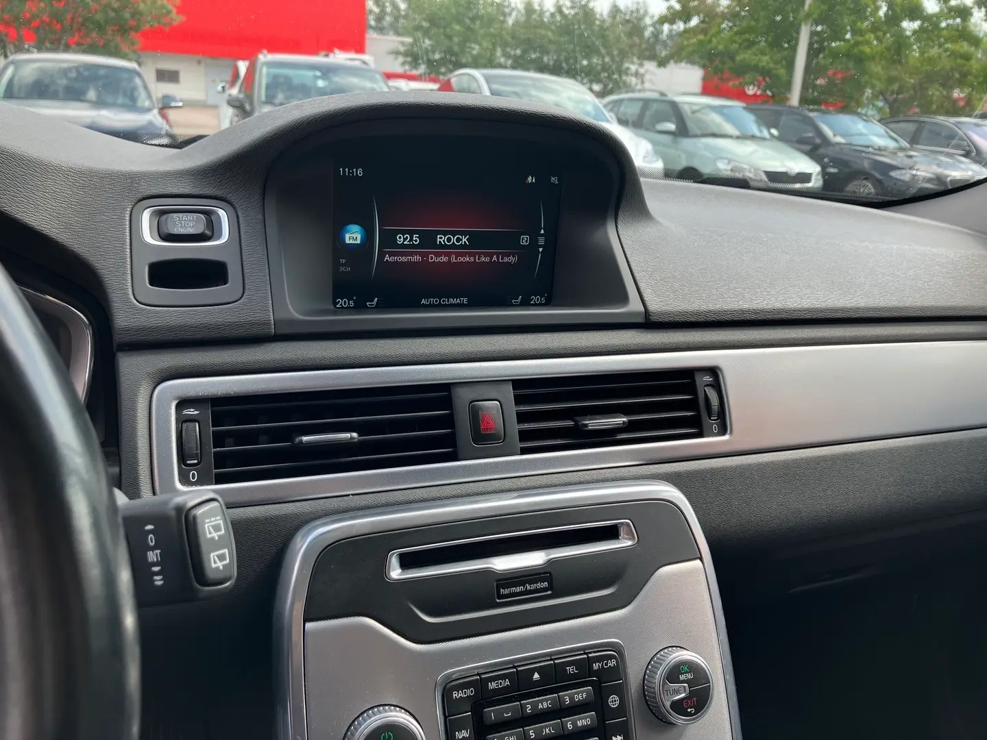 Car Image - haZbiwxGZUC0fVCAdgh4X