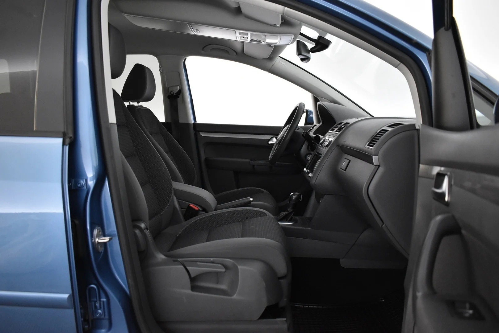 Car Image - 5i6gDJhcqlmjSmnoMWTG5v