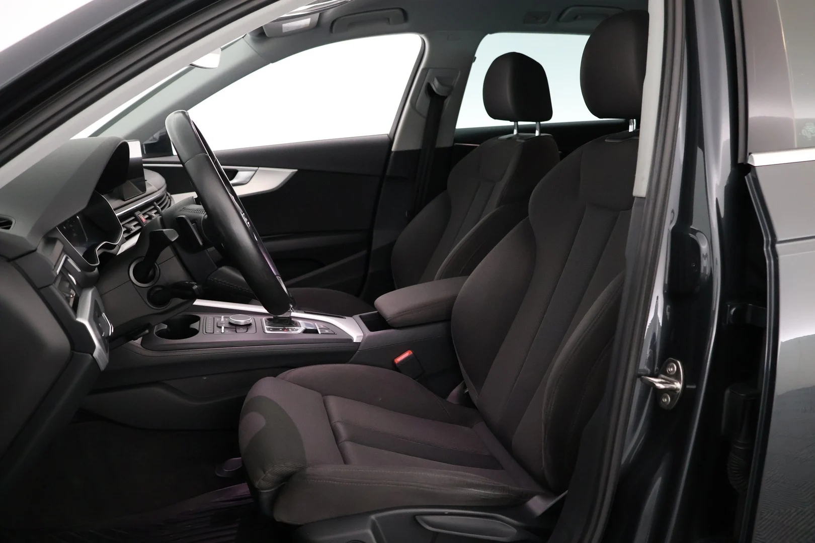 Car Image - 7FfGMITl1e5G8HbzKXzMoQ