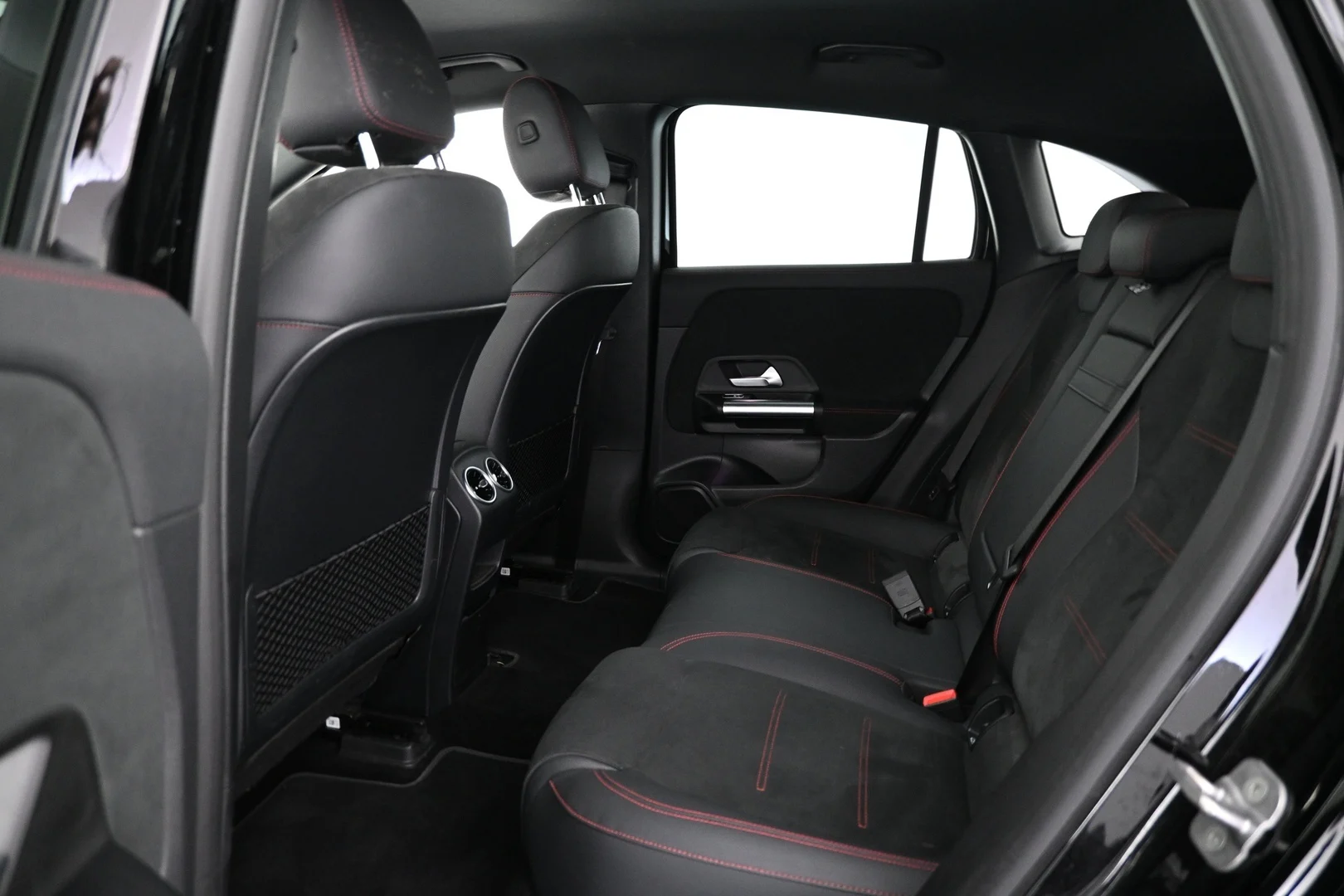 Car Image - LxyndKyVw0LtcIYtMLX32