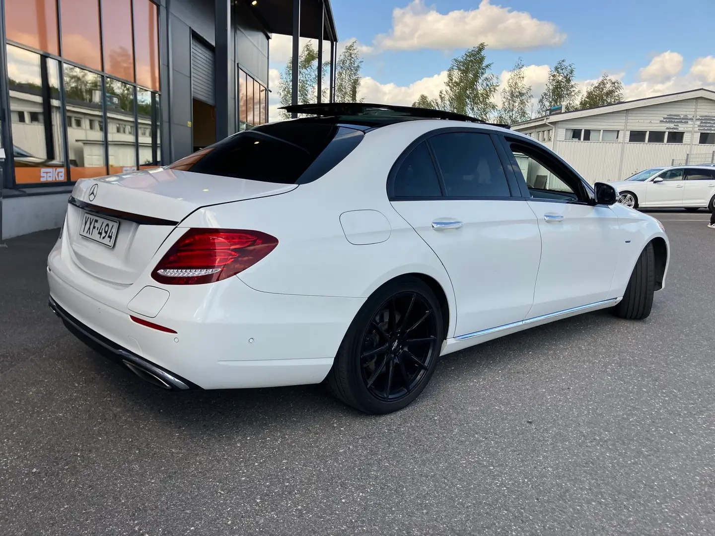 Car Image - 4N6BhU8ahzxI09MTIzBx4S
