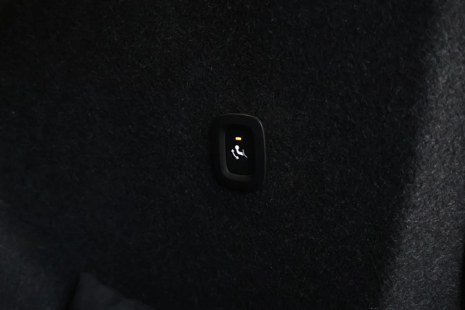 Car Image - 7gXPg5RJQTvD4l8WTf4qZB