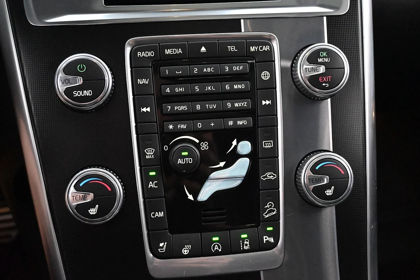 Car Image - lmCUQPSB9RBfV45qtSugA