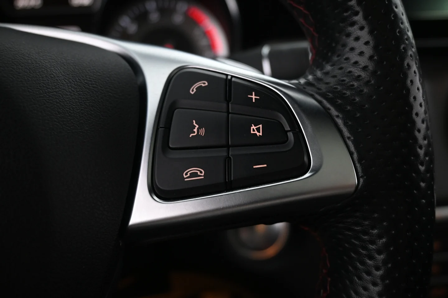 Car Image - u6eC6VTXMlssJaaSaWBAt