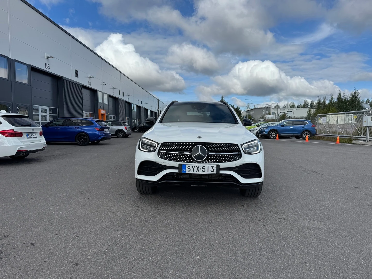 Car Image - 2Scn0pVYHV1mKhwCcw3ffp