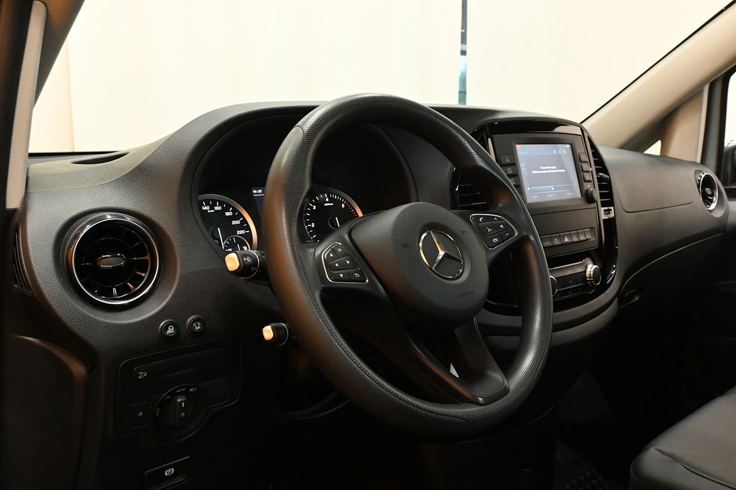 Car Image - 6e12SwmDnWu769yUGCYequ