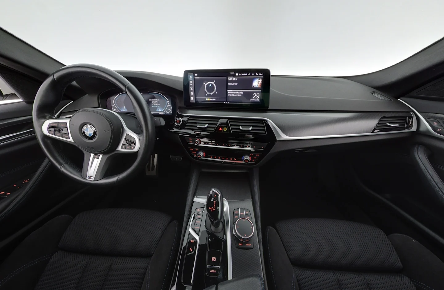 Car Image - 4dlW0SPZk1uF7IrAuai8RL