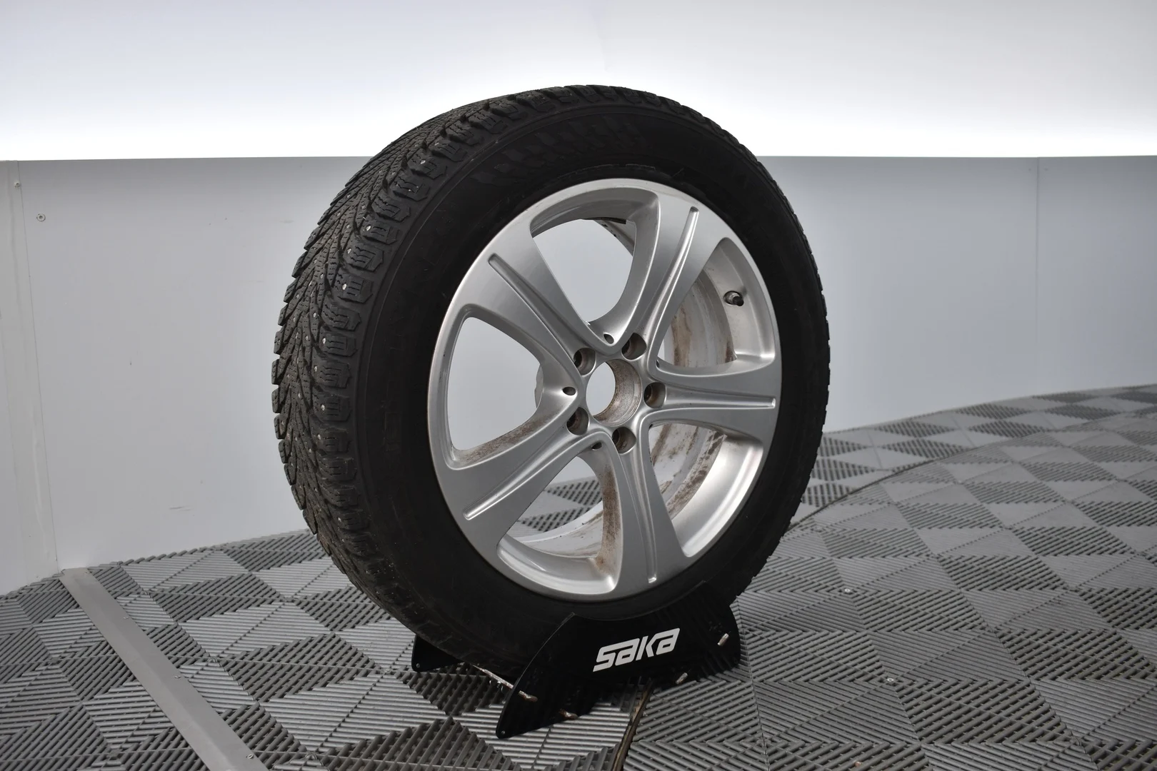 Car Image - GOeEznrDRHUitVlpCwvSH