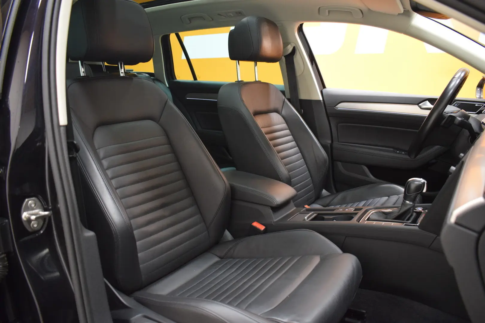 Car Image - 3GT31q0Nt6KLDblOE7IdTg