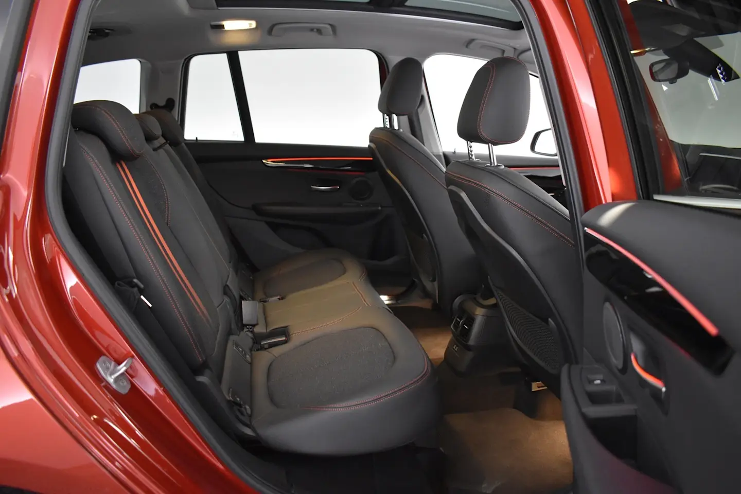 Car Image - rBrKptqNRutzaFvKZrkvw