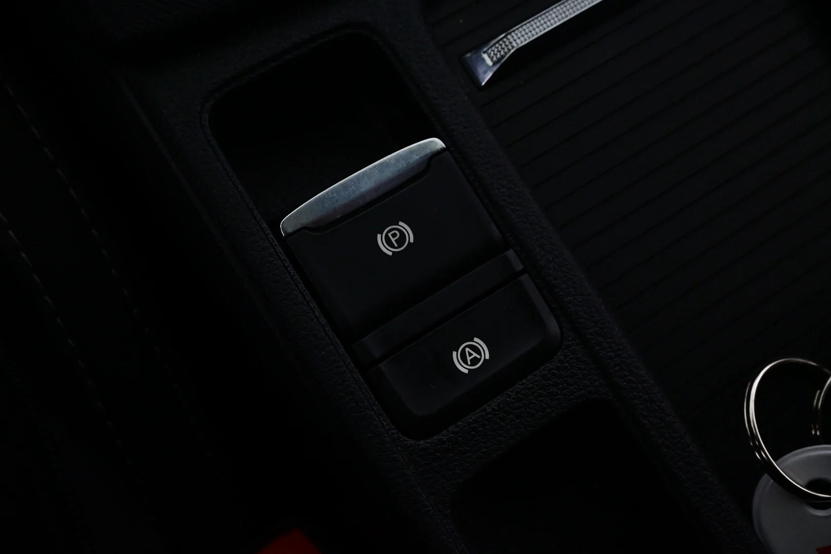 Car Image - 2RtFu7saWiXfKX4kXyRE1q