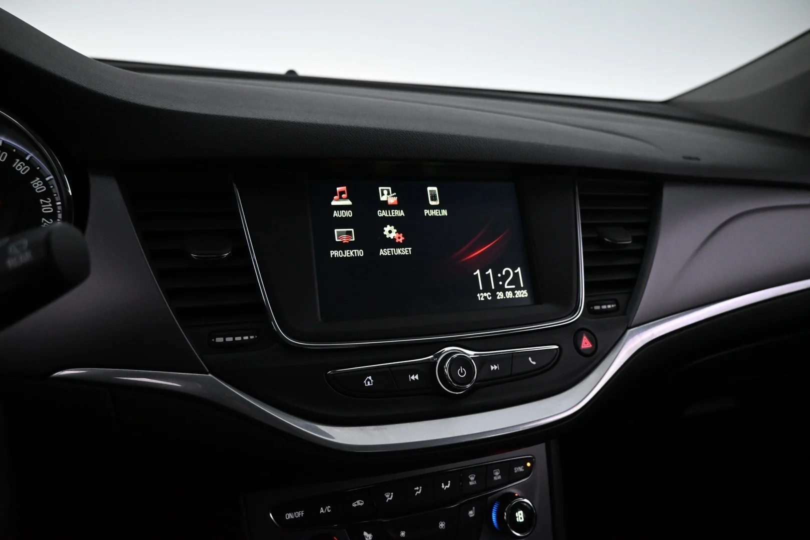 Car Image - 2ANSEmNfqXD3r3ZCAeLpcf