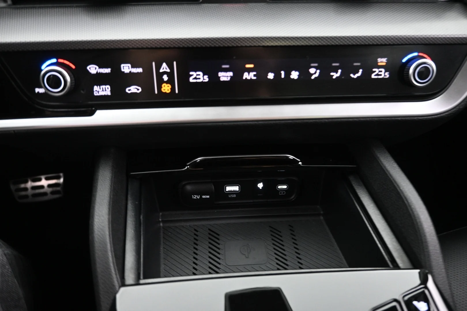 Car Image - 3n8WMBKTQ66eSaPl3DN5s7