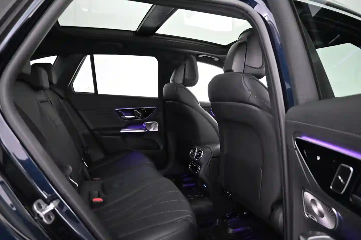 Car Image - 6u2q1bX0Dc1aU1df1JExBp