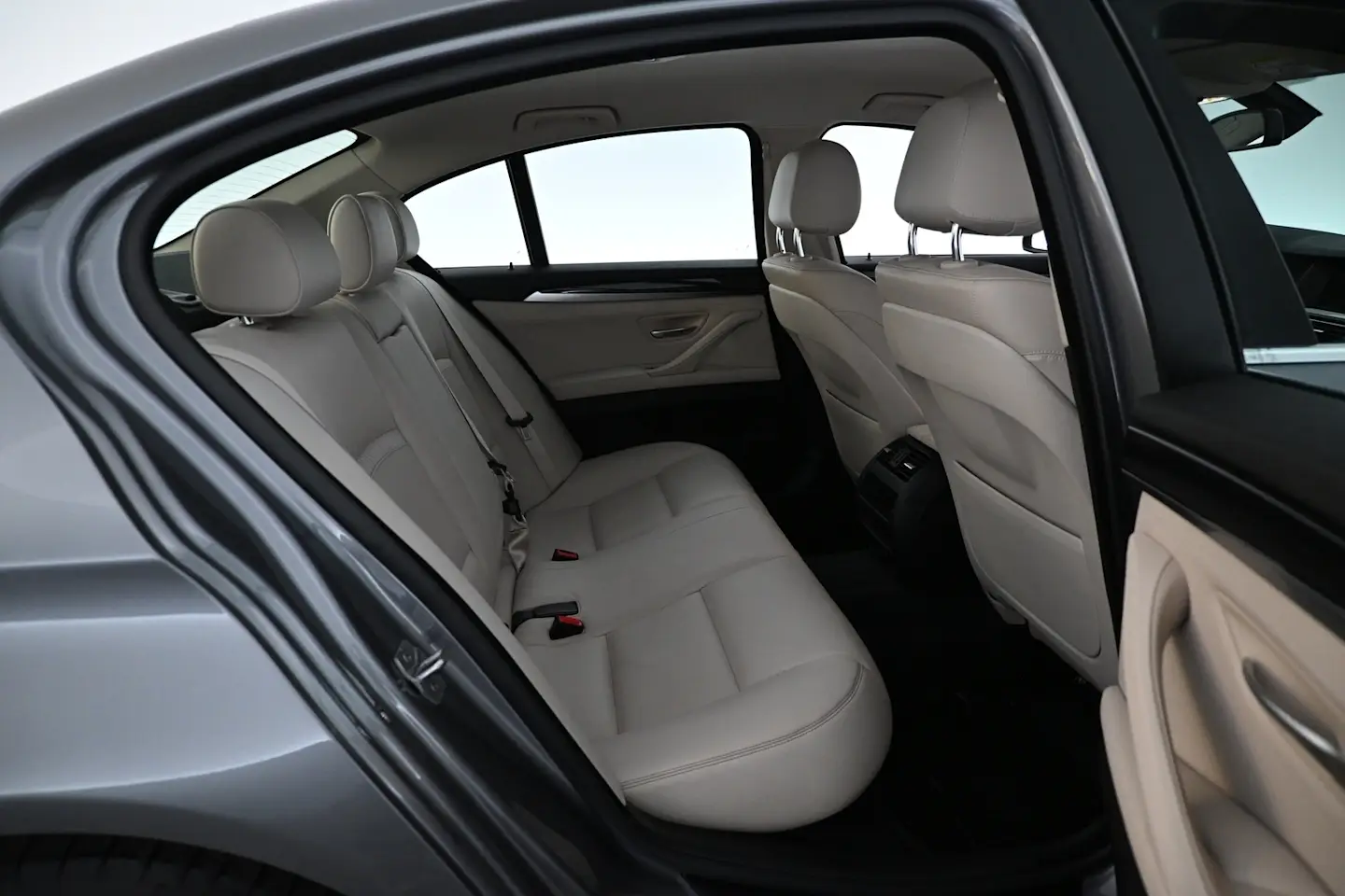 Car Image - 2pIdBi61X9WtlPhzg7fHk8