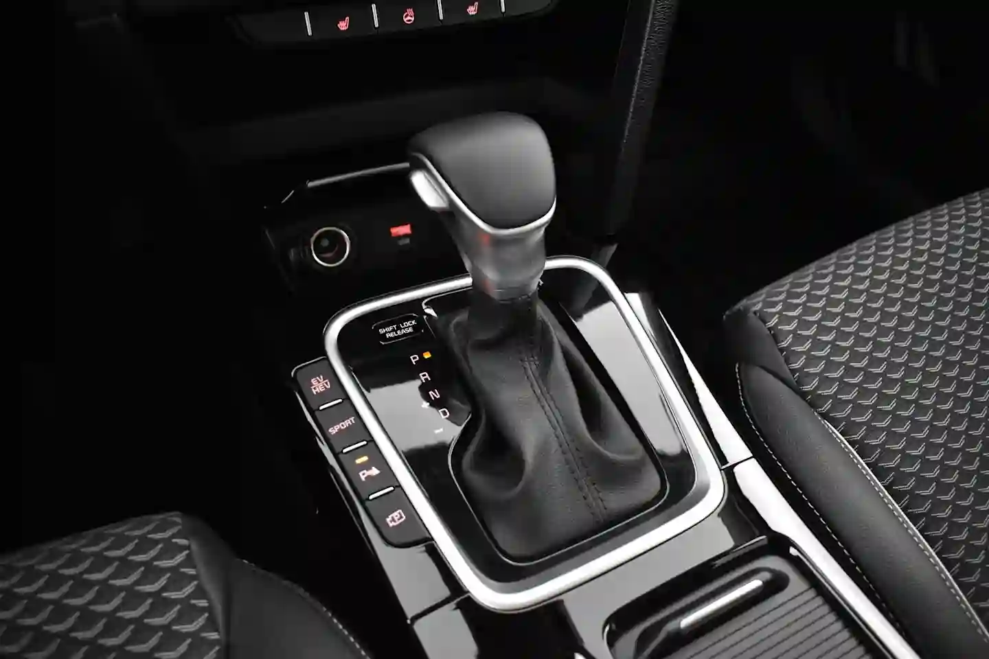 Car Image - 5eH8yv9Fc7bZ6po3nywrpv
