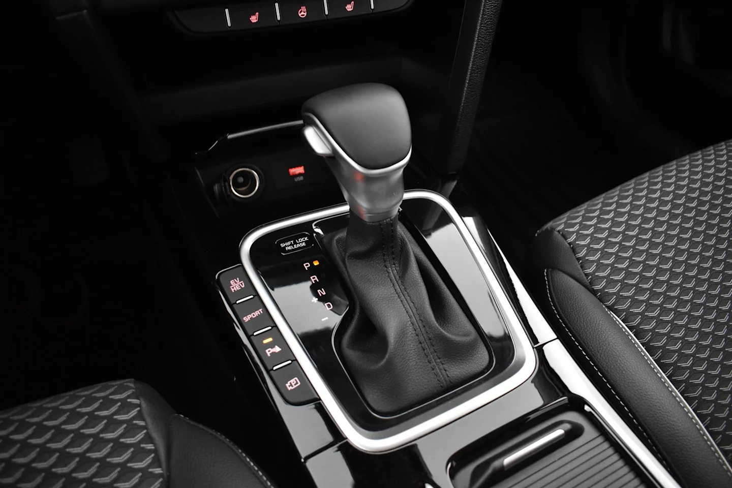 Car Image - 5eH8yv9Fc7bZ6po3nywrpv
