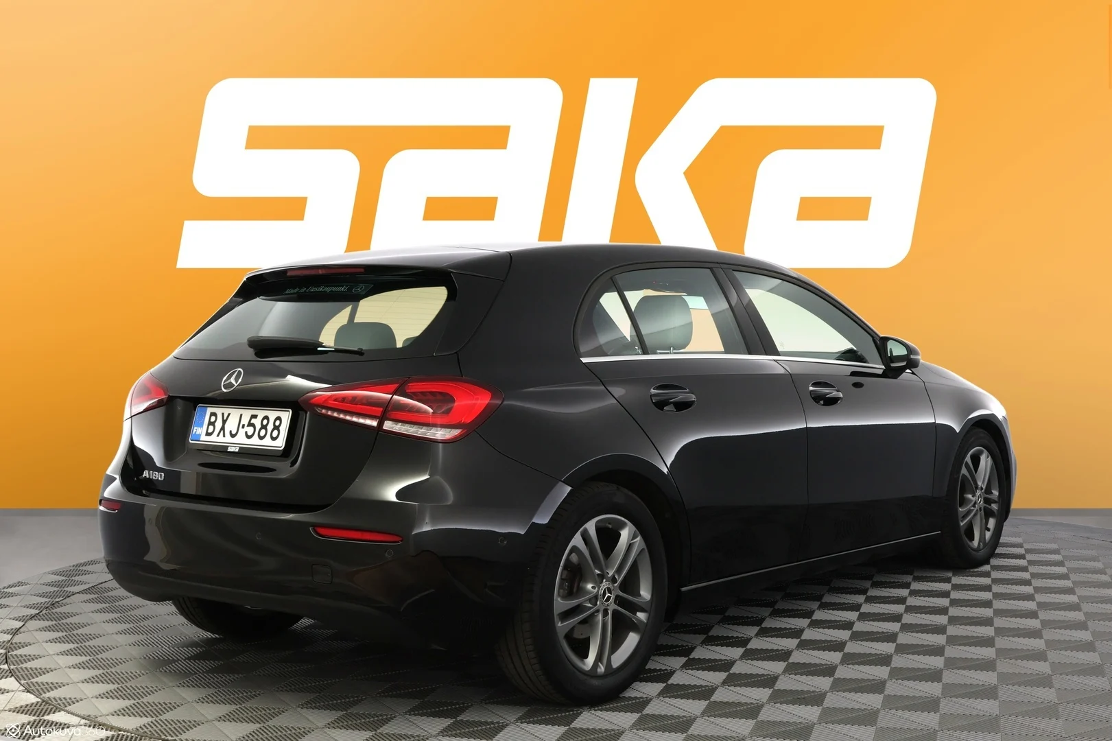 Car Image - 7qELxrmL0nntQMnBjV48Du