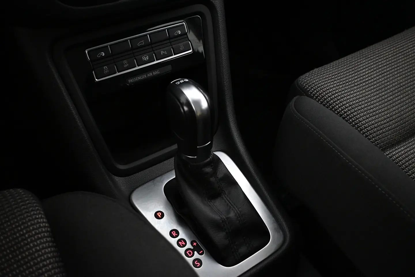 Car Image - 1JSgHGpLjeHgBlrSylNeNk