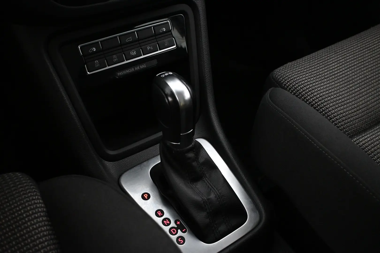 Car Image - 1JSgHGpLjeHgBlrSylNeNk