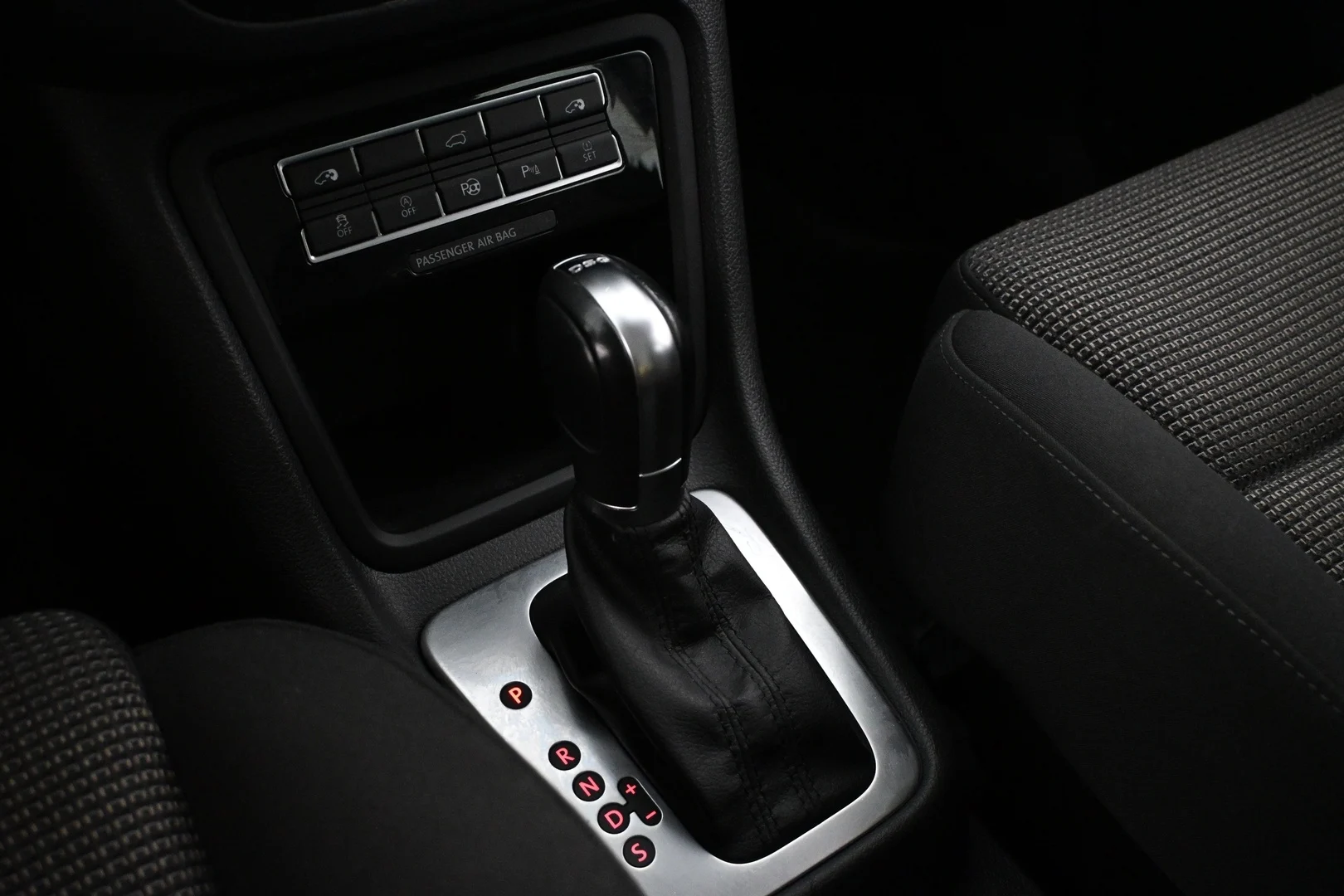 Car Image - 1JSgHGpLjeHgBlrSylNeNk