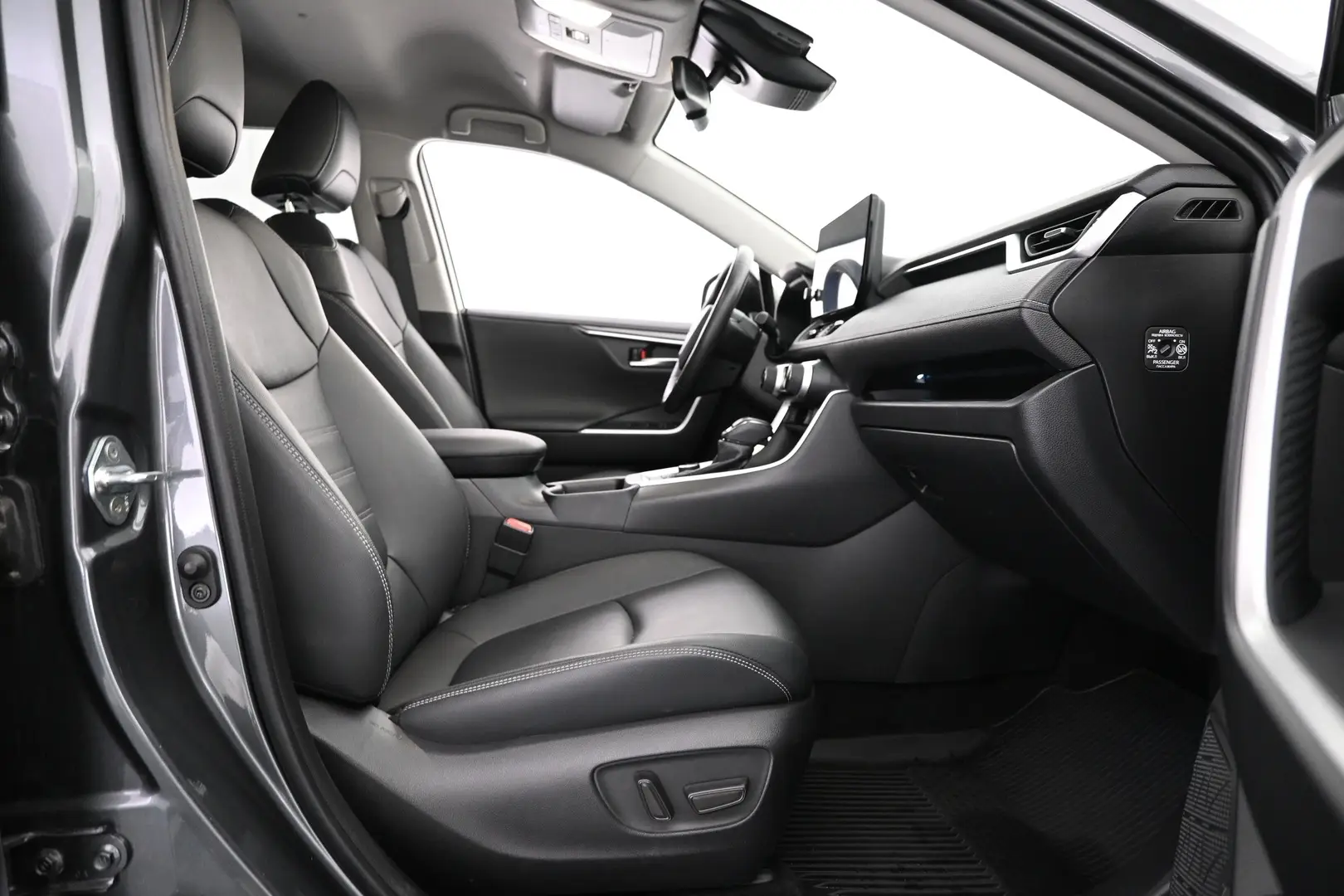 Car Image - guGbaSMq3YgRRIWYhg2VE