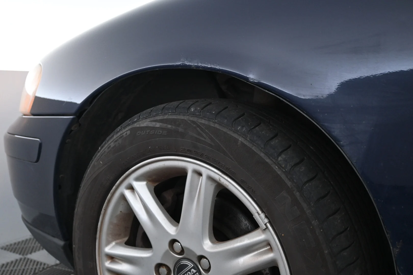 Car Image - 7lRYGqrPytDUWp4mfd7GGn
