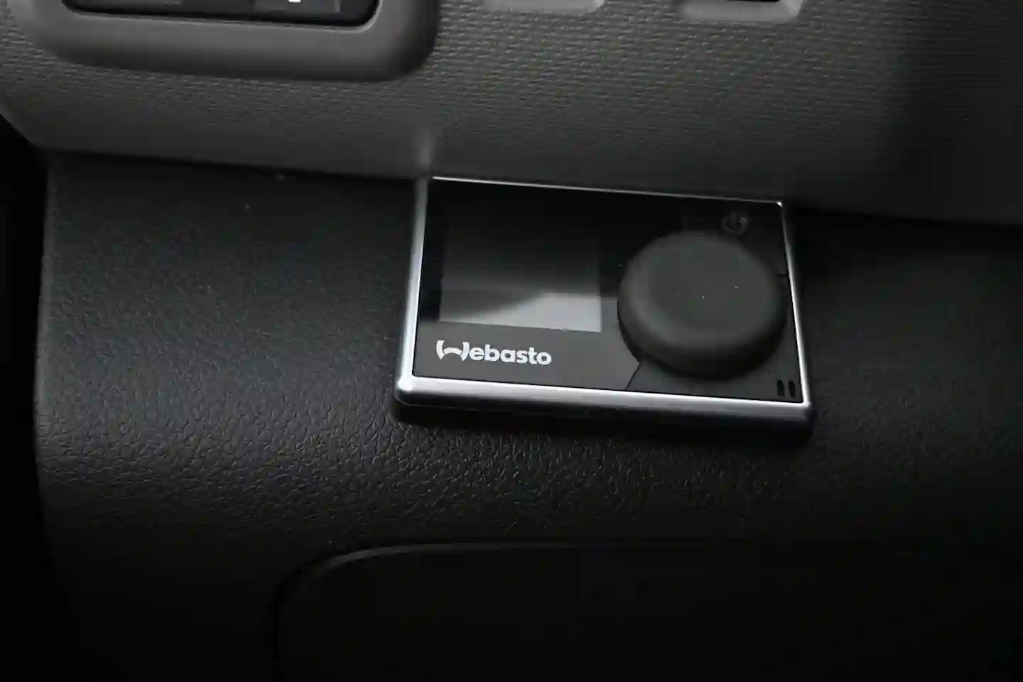 Car Image - 7yhX7HdyG0f0qEbLtIqBFL