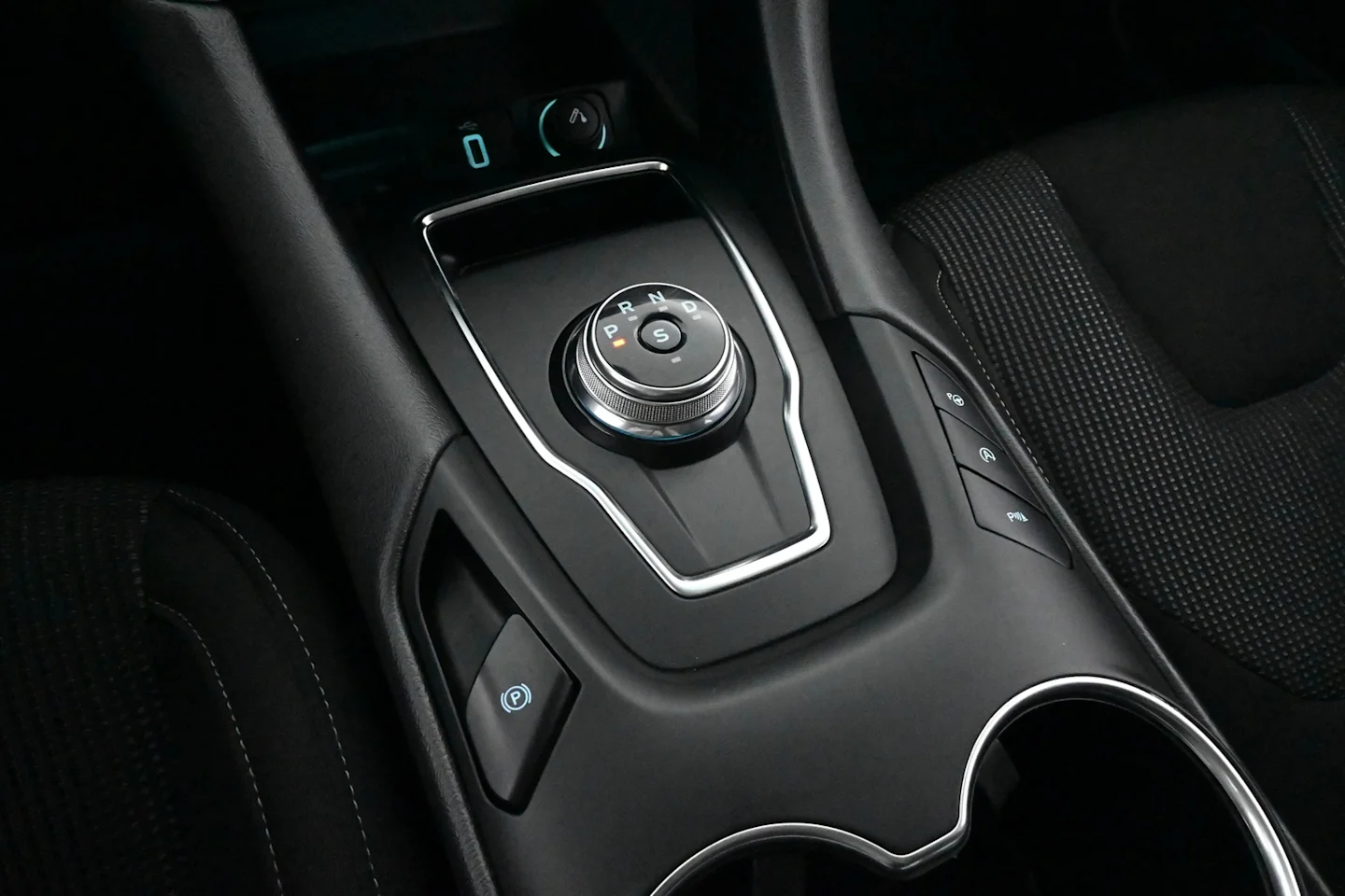 Car Image - vsaJnva9tDImxxAErayg4