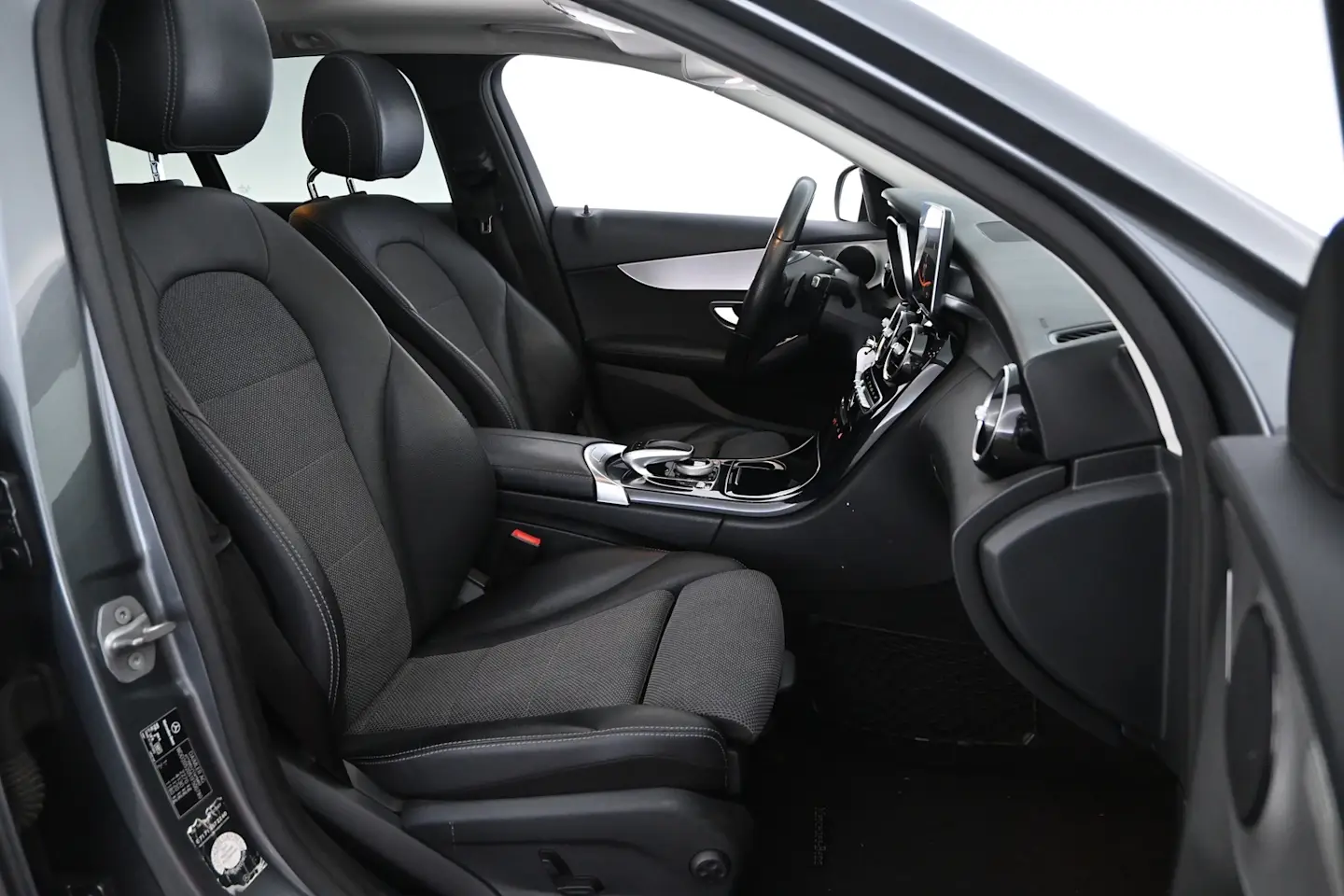 Car Image - 4wfb0NBcw5hYiir0A8eMgV