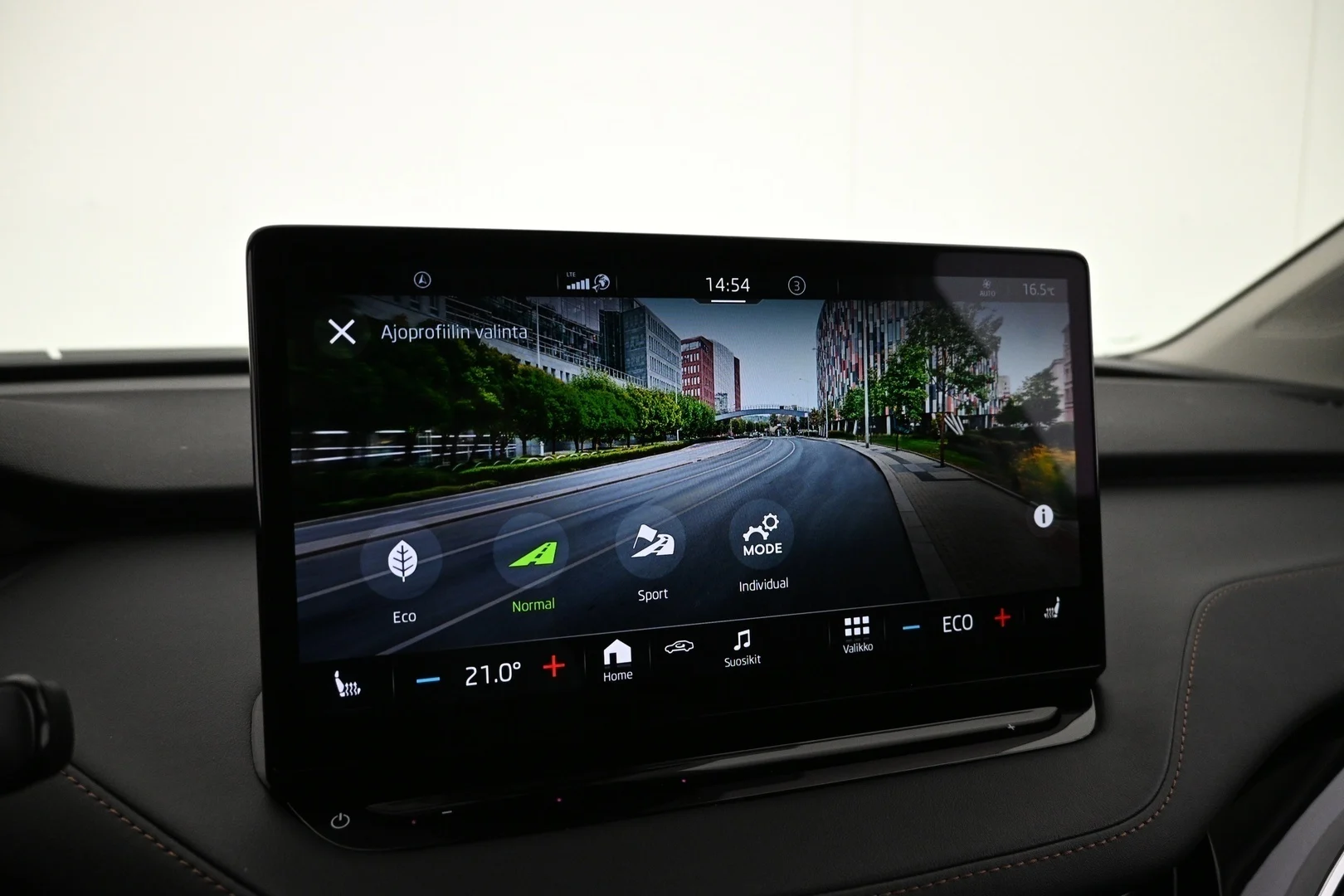Car Image - 4blpz6SkJLkrXr4fKDBEL6