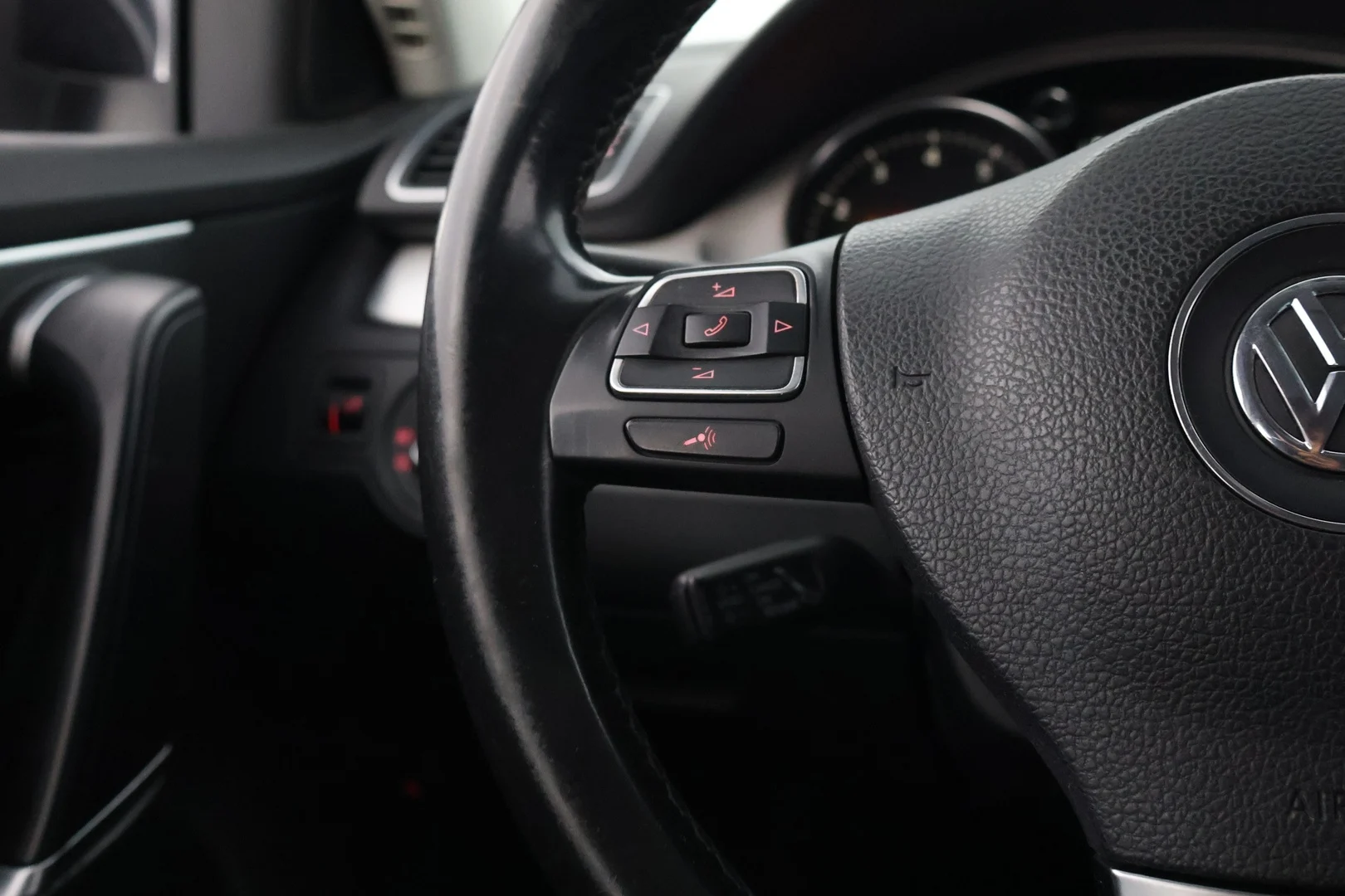 Car Image - 3NnKYC4DM78dYbcJEPJLlU