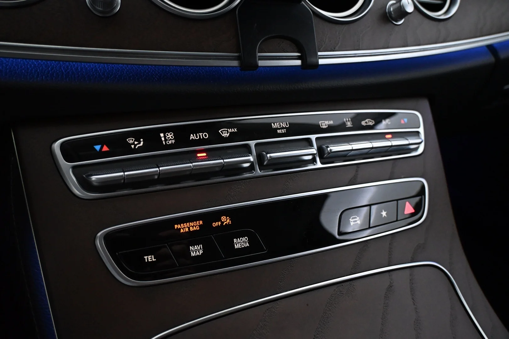 Car Image - cV21rw9ZcwMMvvnuxYtfL