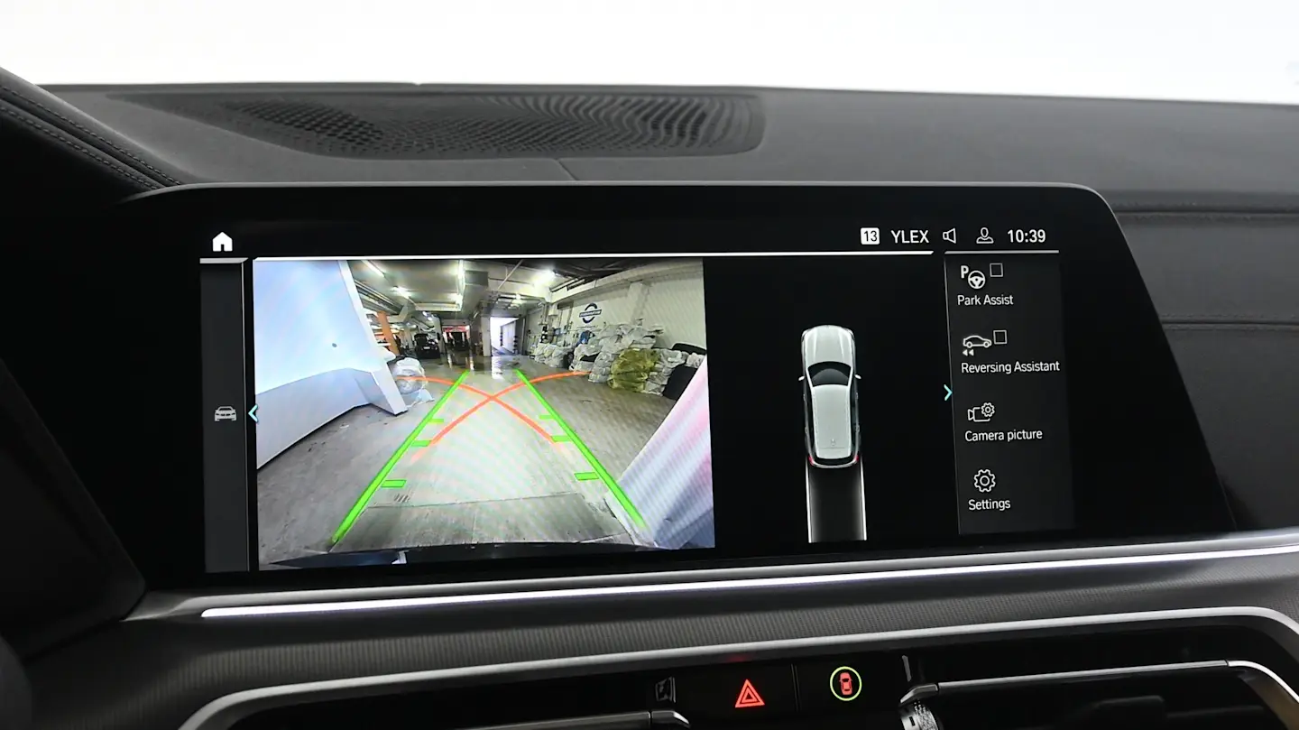 Car Image - 3ijuNtmxH71LSw5yiGF2UD