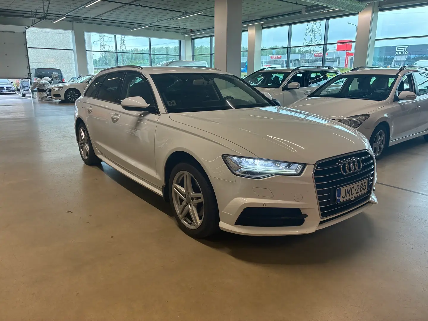 Car Image - 23Fz0lMOEt36Lsx7BkAjwF