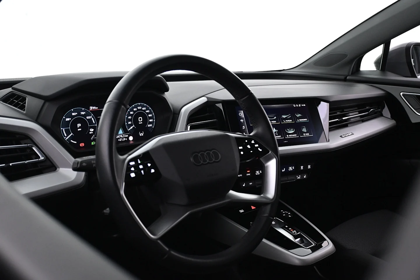 Car Image - 18gJPAwguVAKGDuuC7q7Z2