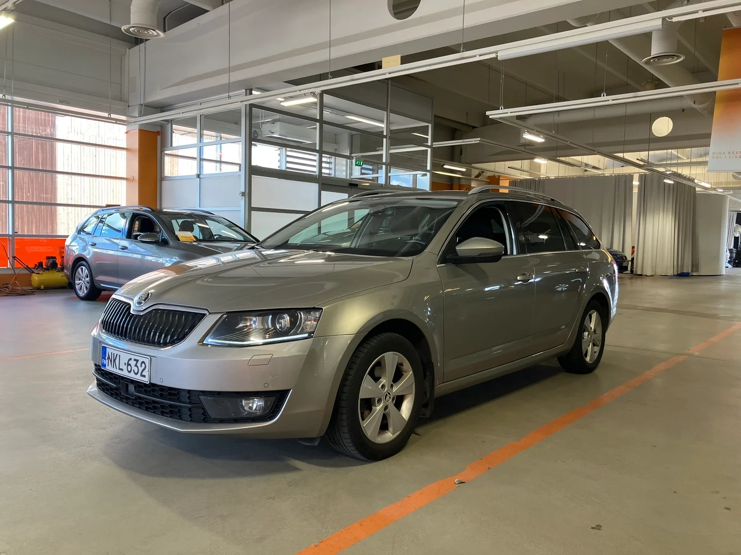 Car Image - 6Zwv4Bhb5HFgwTf6CiTcax