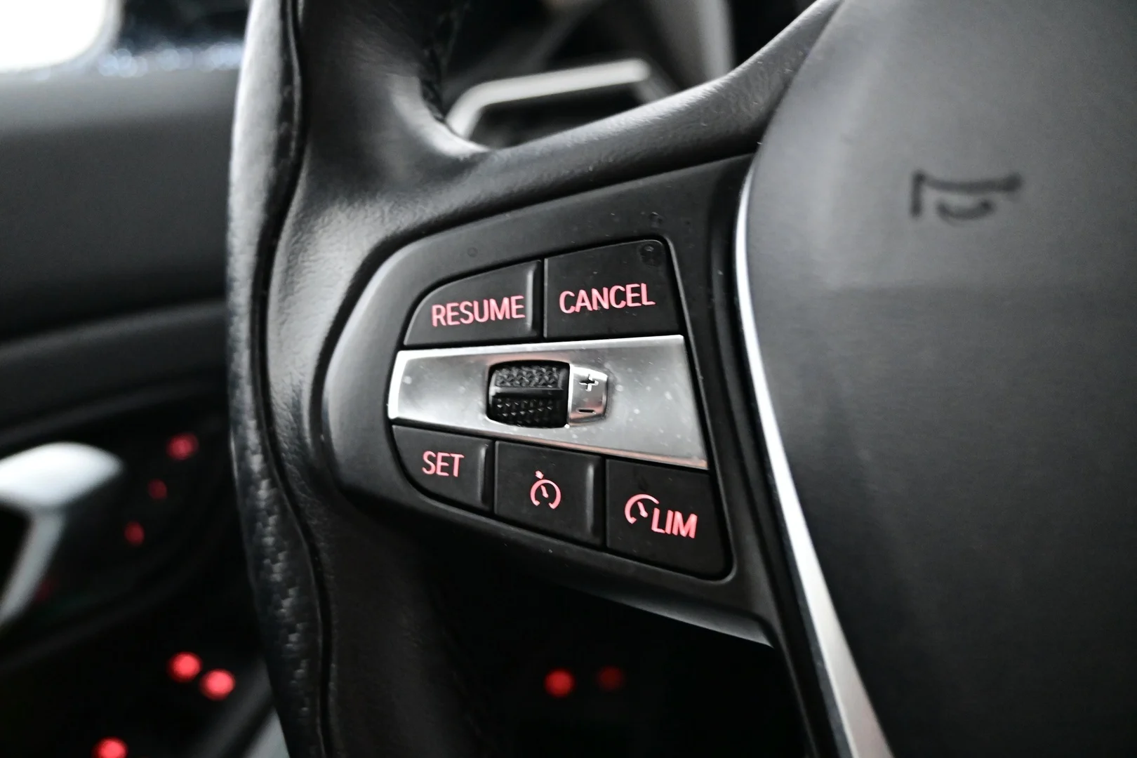 Car Image - 1tJaJKLTs4au19vlfK0eVf