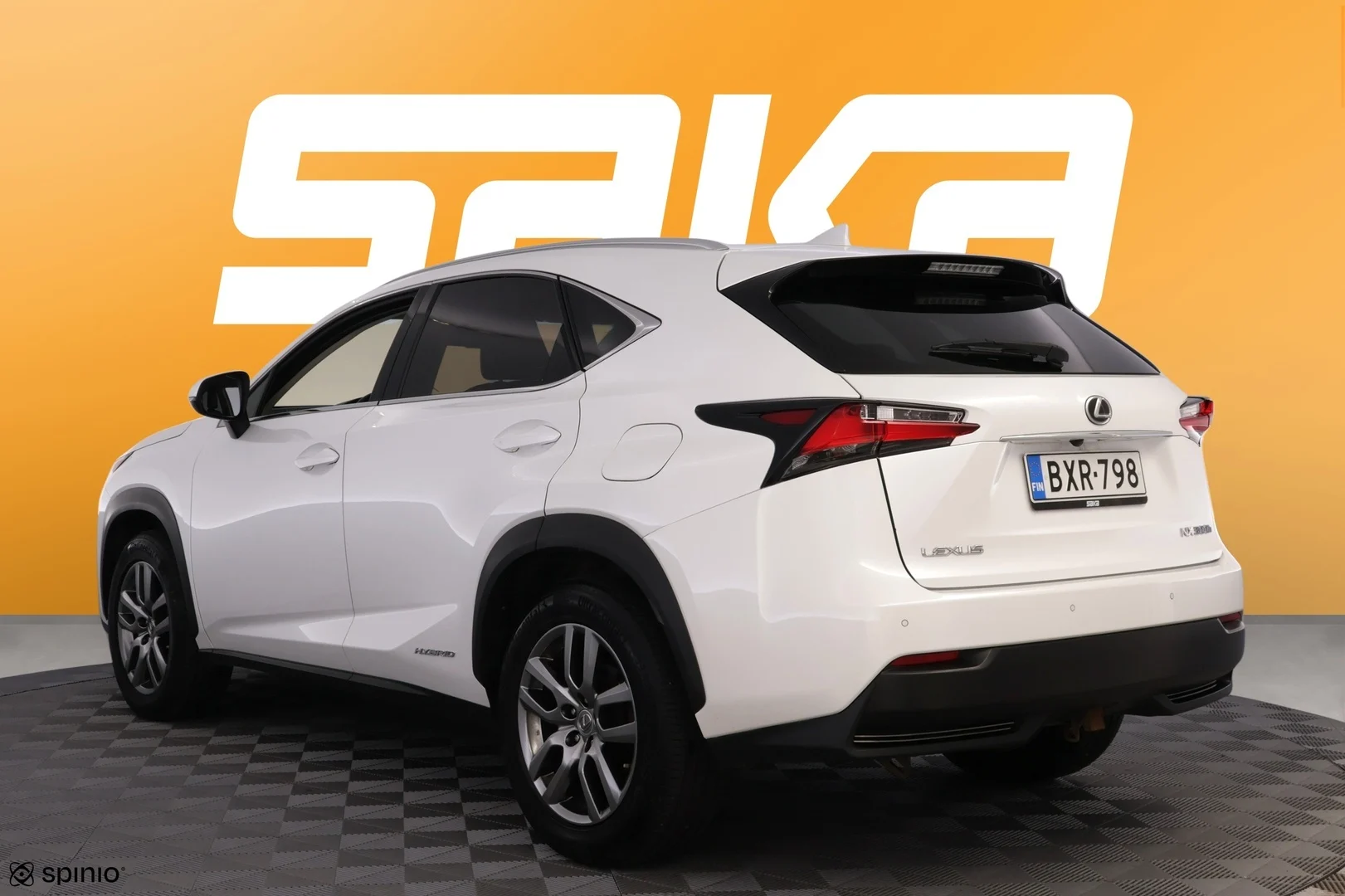 Car Image - 5LDkW0HM9KqIzTEA0MJ4PZ