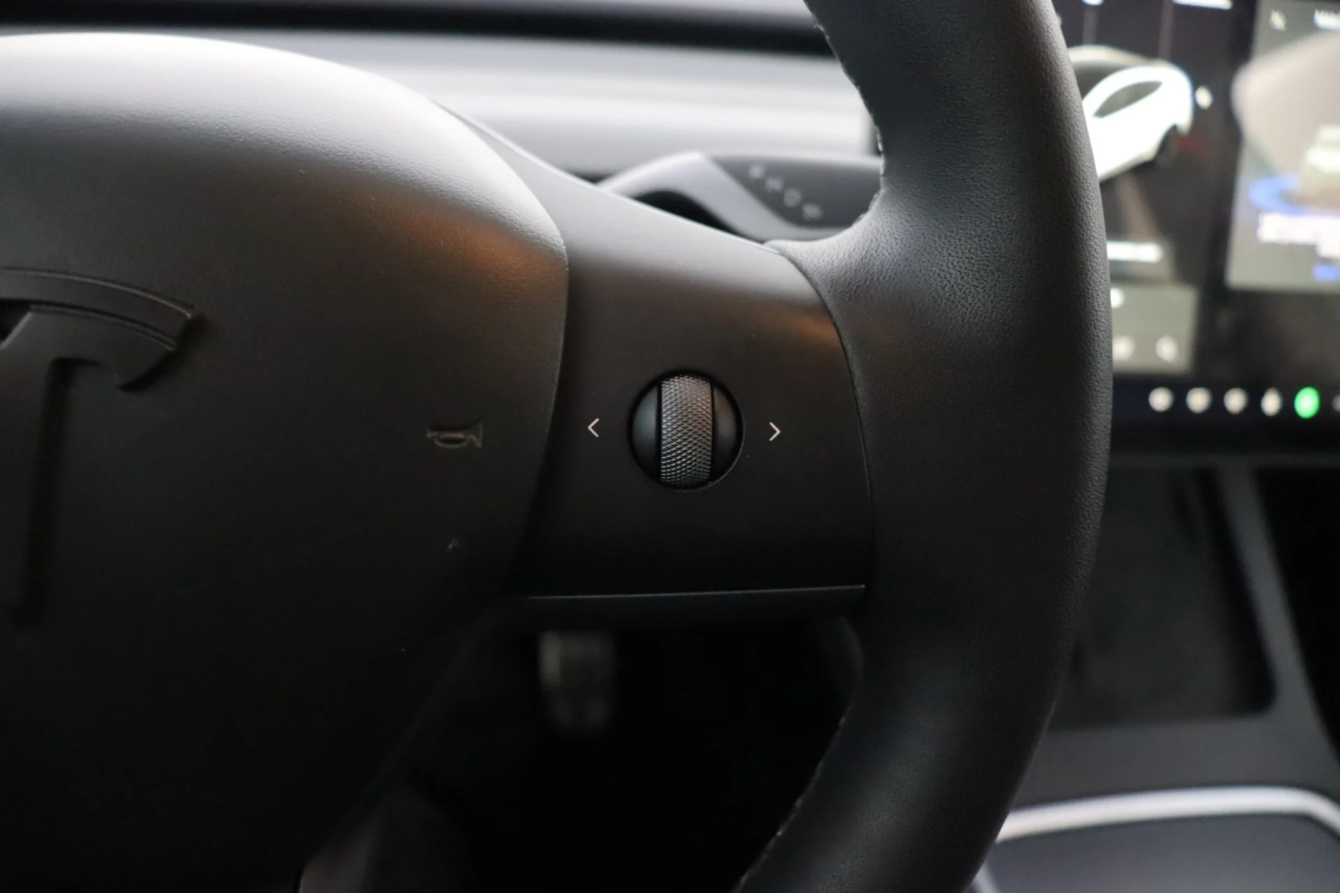 Car Image - 1mGeeUlYiJGJRhMrp1S42K