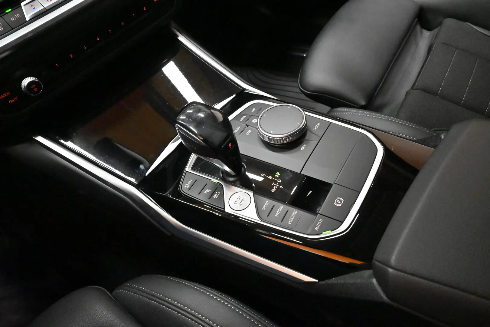 Car Image - 4TJWIZKplAoY1ov1IbxHOj