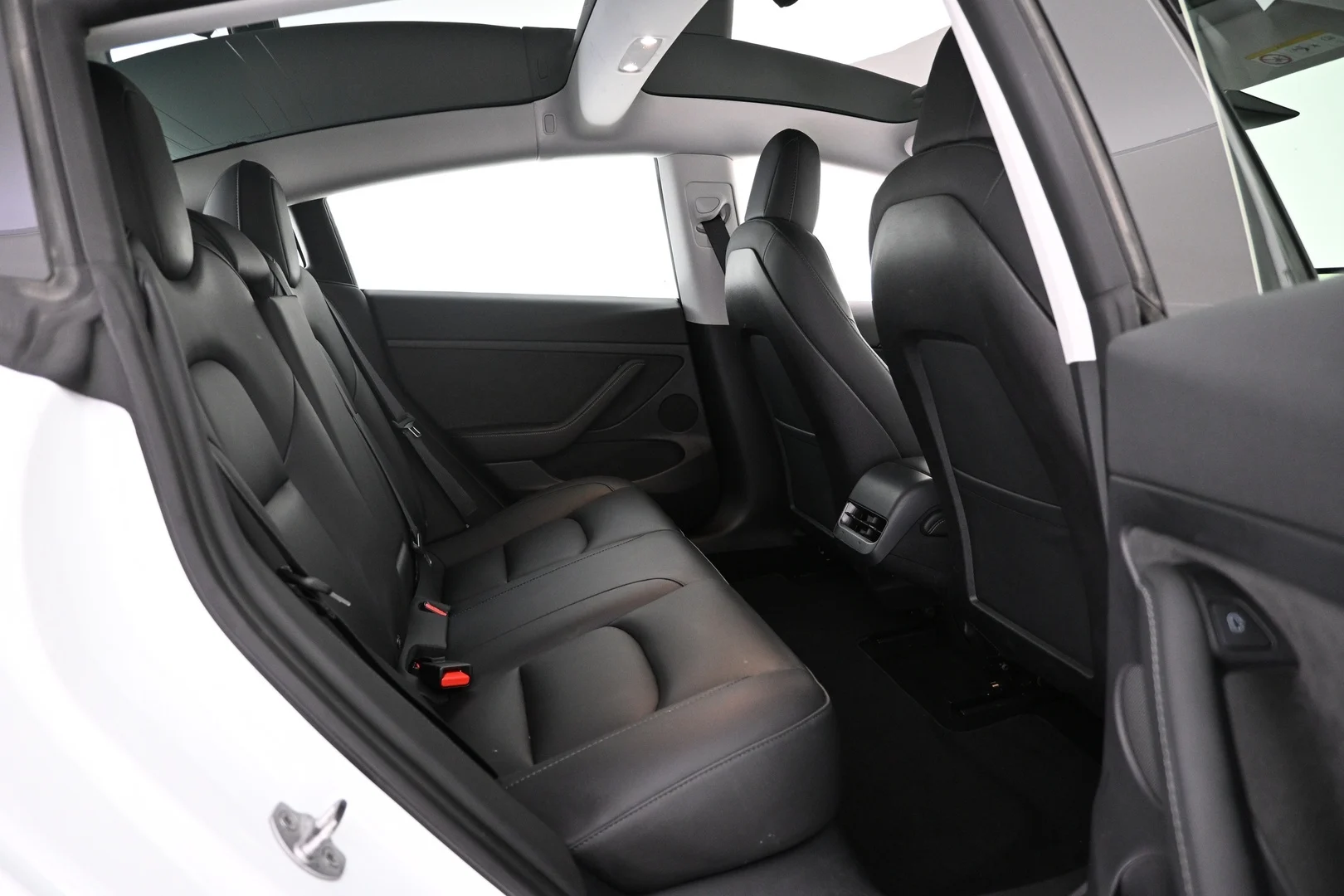 Car Image - uVWAHKyxUc5qsOsEkcRQu
