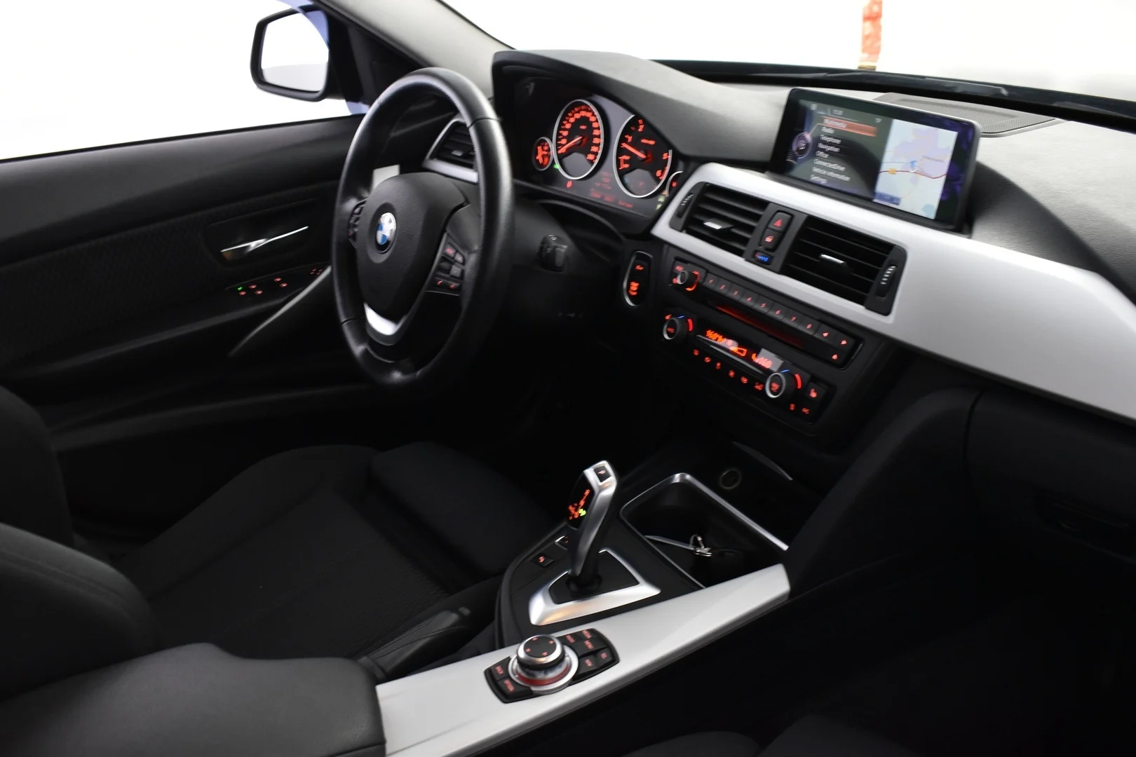 Car Image - 3cN6FKIcqQhNGbumFcuy4N
