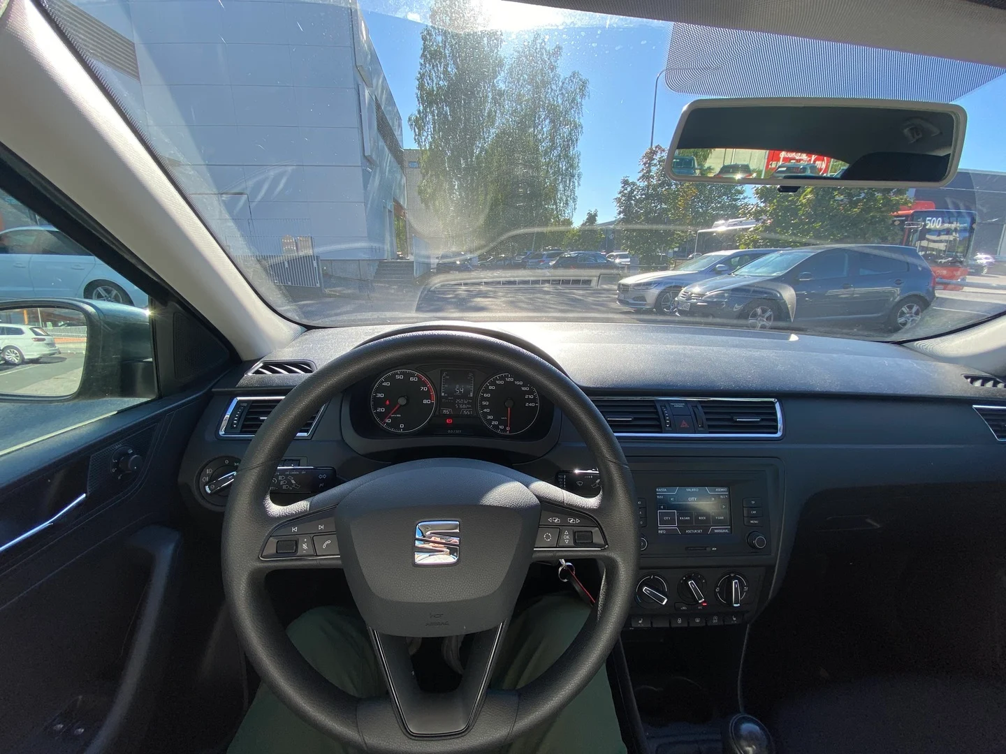 Car Image - 2L73d6H1rhGF7YyMcLdOEp