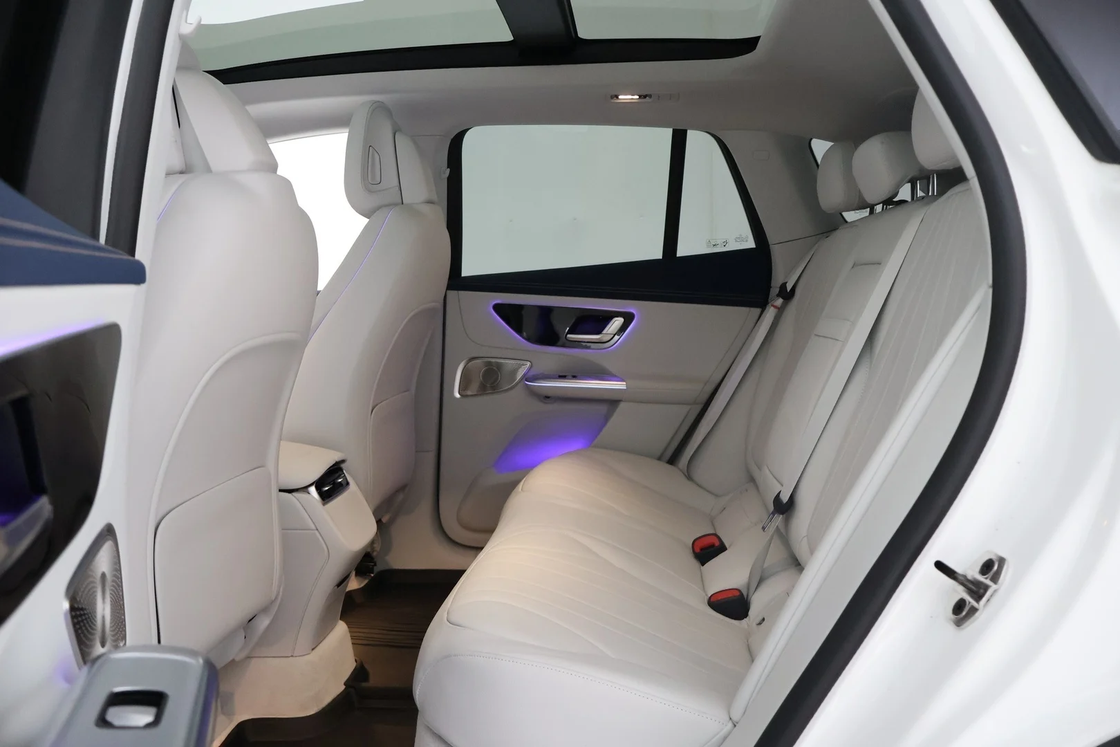 Car Image - 5dStYghFtQEiS6oFi2y5uu