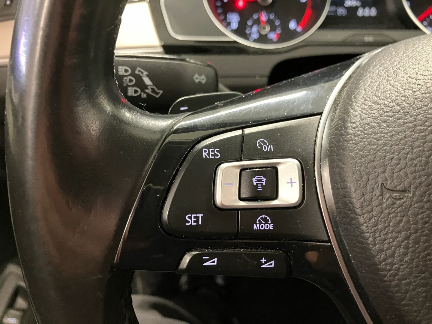 Car Image - 7mrSUJA3WqJEXlKtqLz8Cl