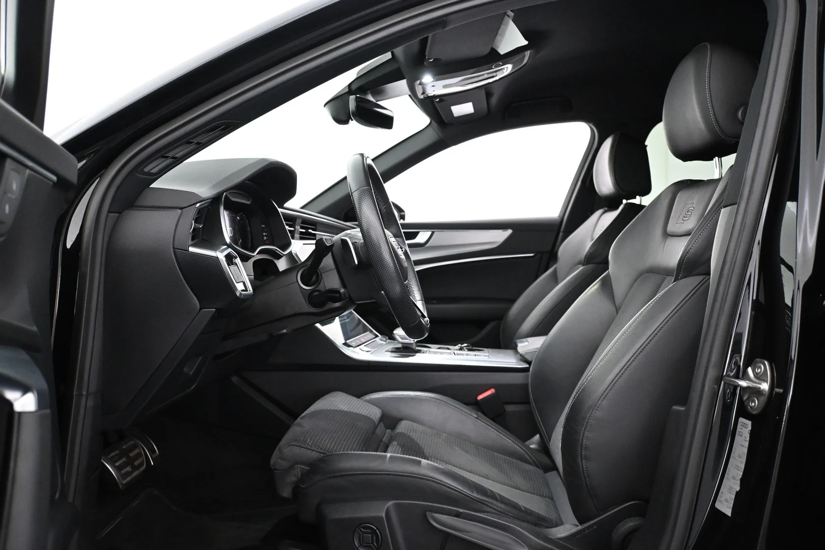 Car Image - 750CIXHG2GYmpwCrsSjVPT