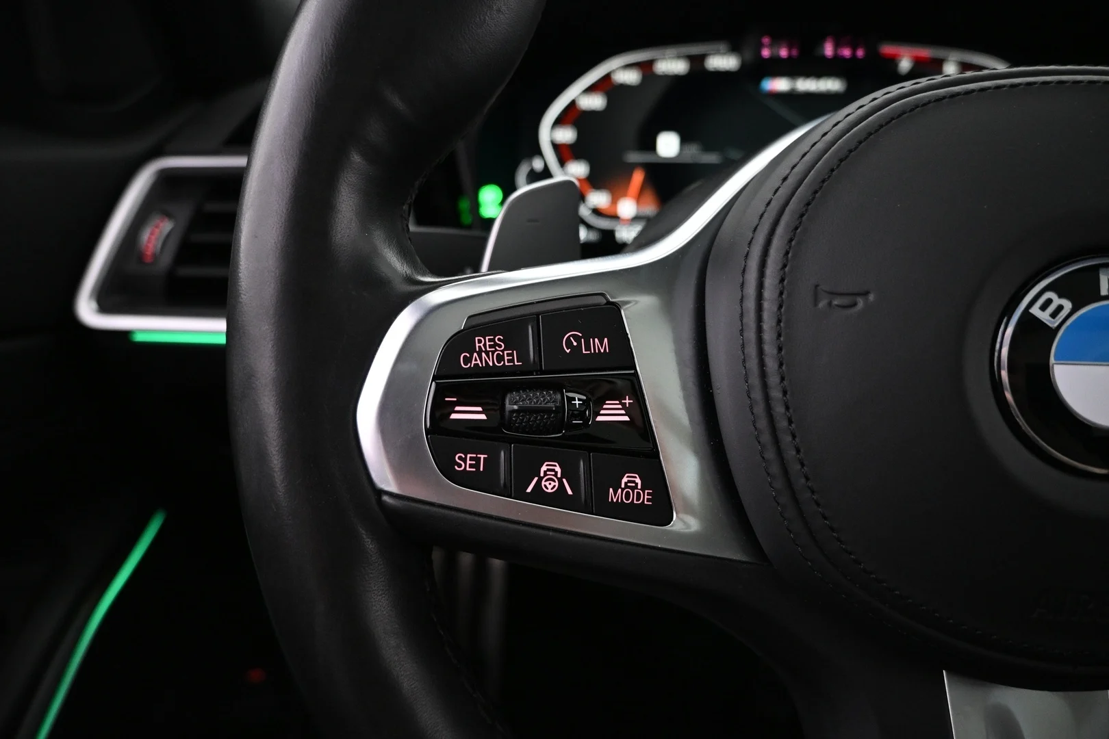 Car Image - 2CmS97L6figxLYbiQdKBrY