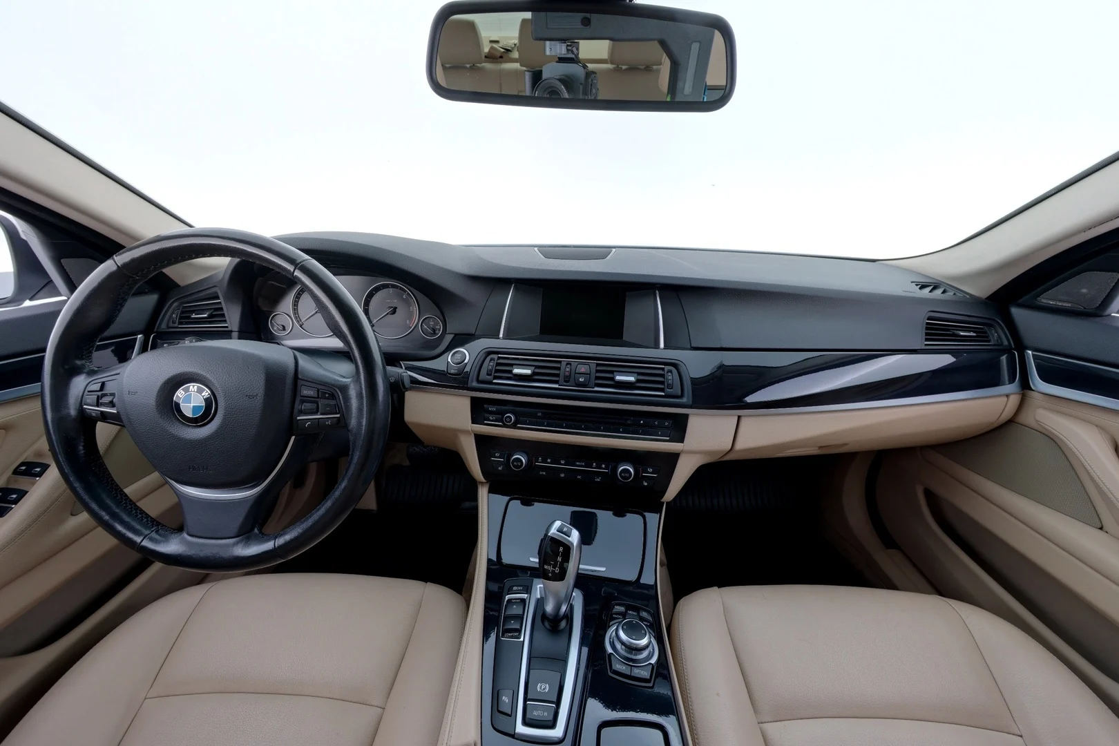 Car Image - 4qnR8RkkI3g3w1bWRRrFoq