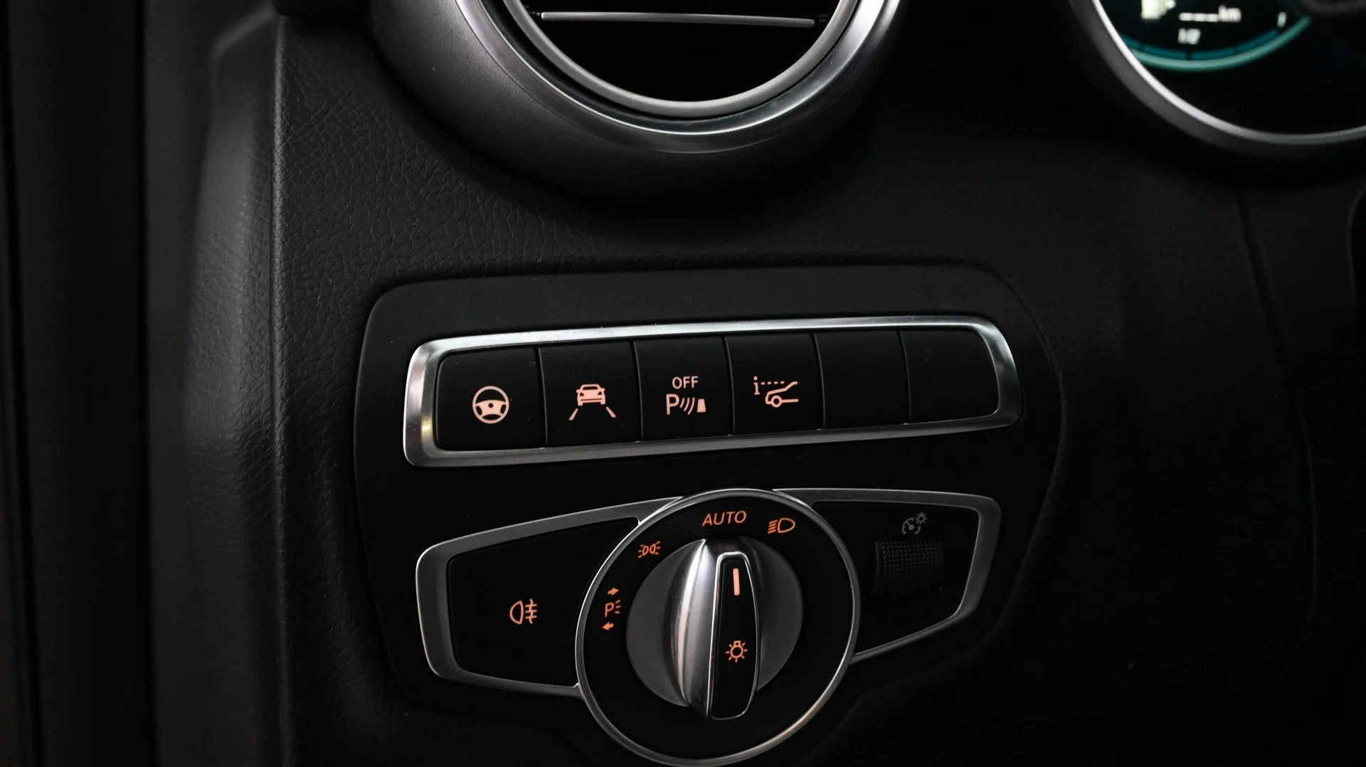Car Image - 2g3jLw1bEmpqw024JCjp1U